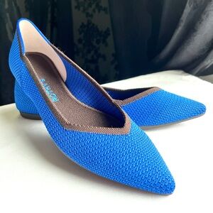 Rothy’s “The Point” in Lazuli Size 9.5